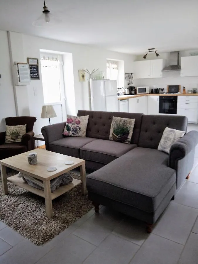 Coet Moru Gites Lavender Cottage Credin 0*,  France