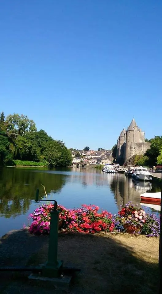 Coet Moru Gites Lavender Cottage Credin France