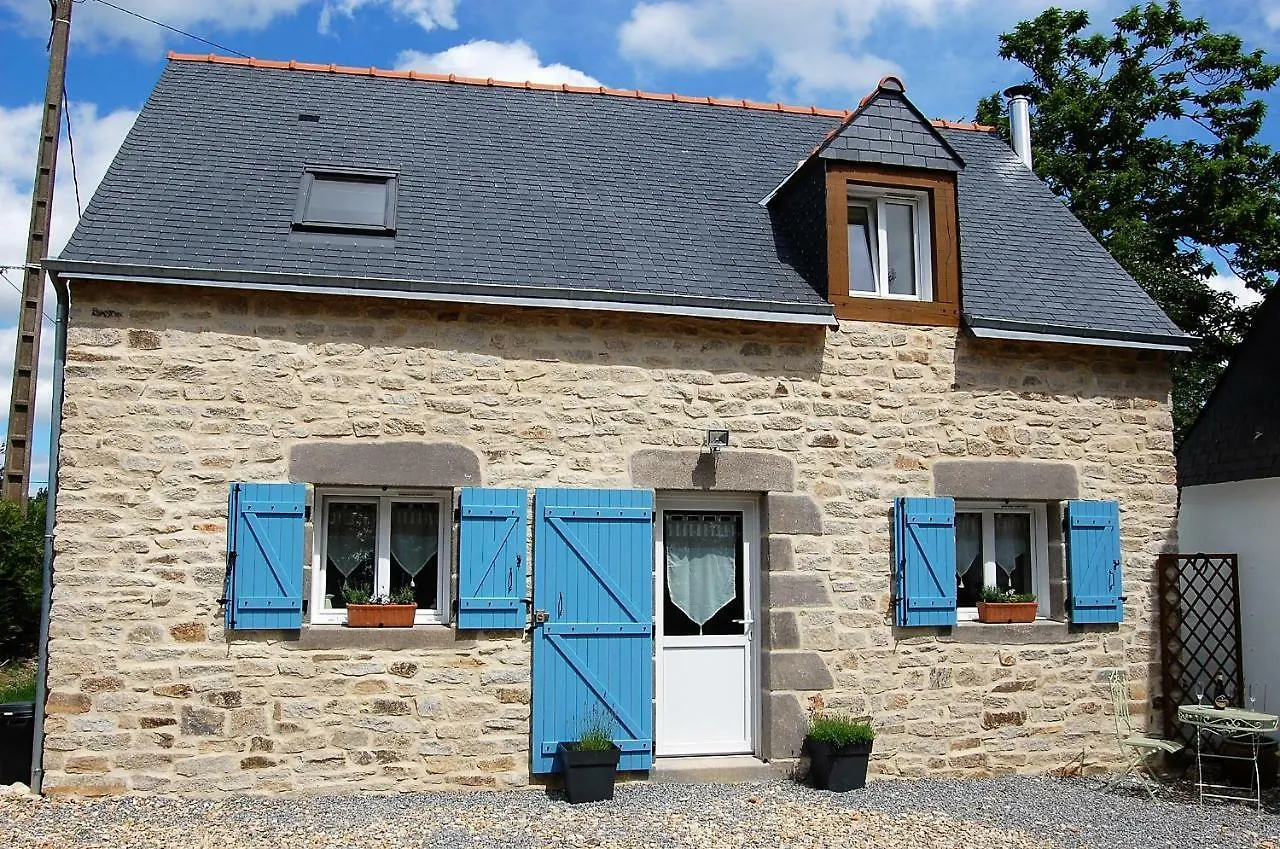 Coet Moru Gites Lavender Cottage Credin